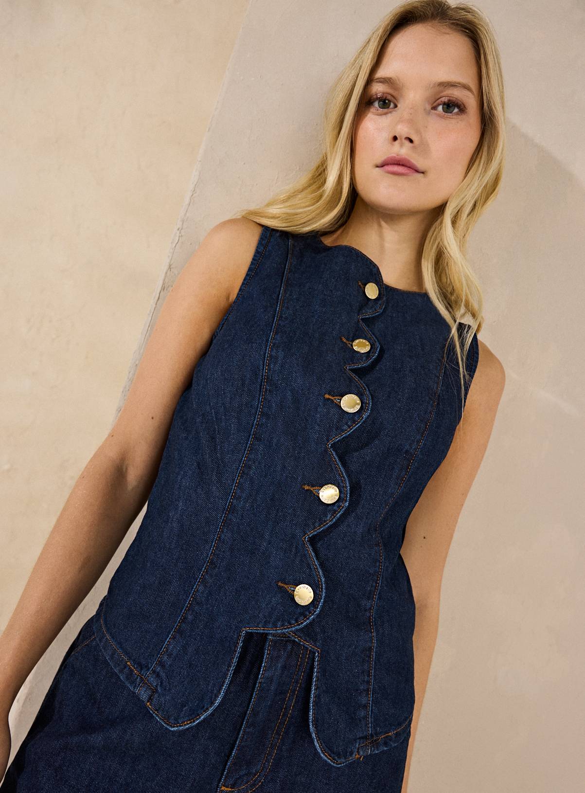 EVERBELLE Dark Denim Scallop Detail Waistcoat 6 - Image 1